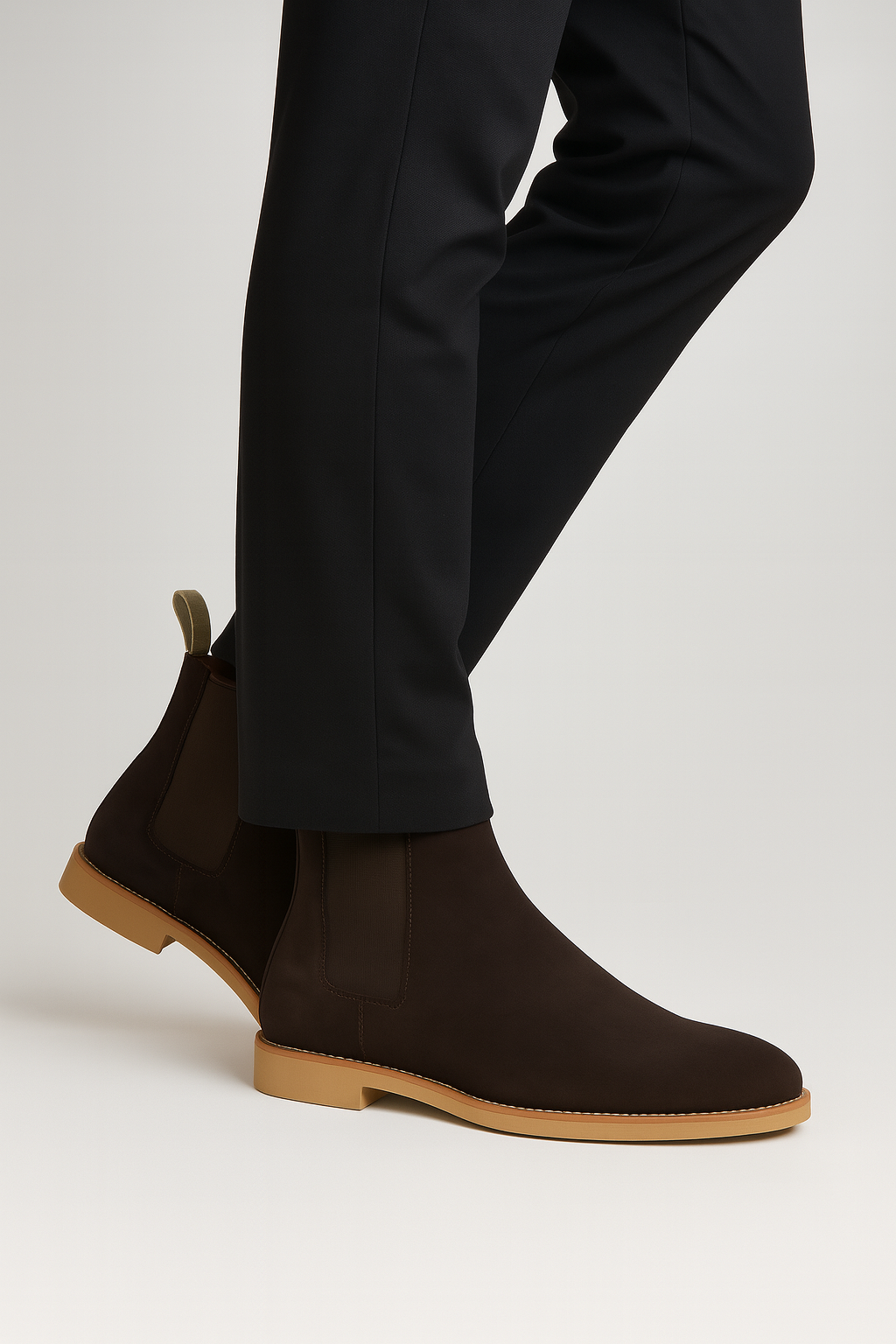 Falerro Men’s Suede Chelsea Boots